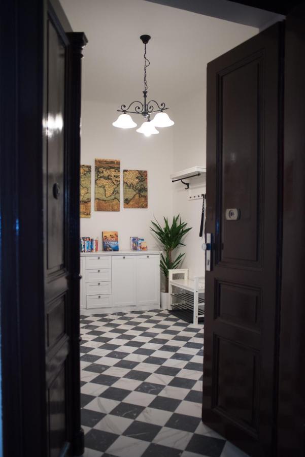 Apartamento Florenc With 3-bathrooms & Bedrooms Praga